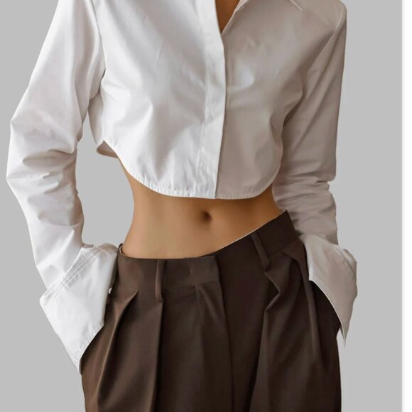 The Frankie Shop Tops - The Frankie Shop cropped White Button Down Shirt